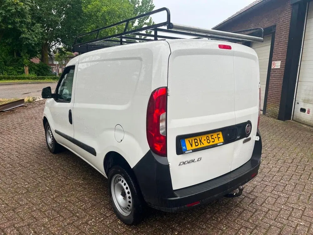 Fiat Doblo Doblò Cargo 1.4 Fire L1H1 AIRCO uit 2019, foto 4