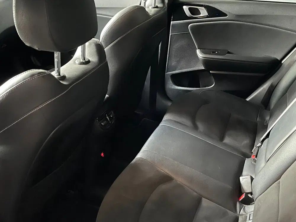 Kia Ceed 1.5 T-GDI GT-Line ORG NL DEALEROND 1E E uit 2022, foto 7