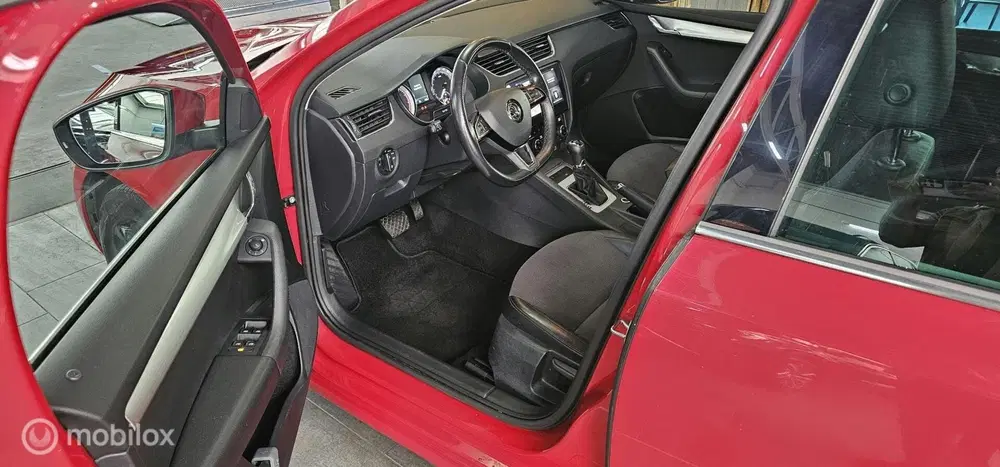 Skoda Octavia 1.5 TSI Greentech Business Edition Plus uit 2019, foto 12