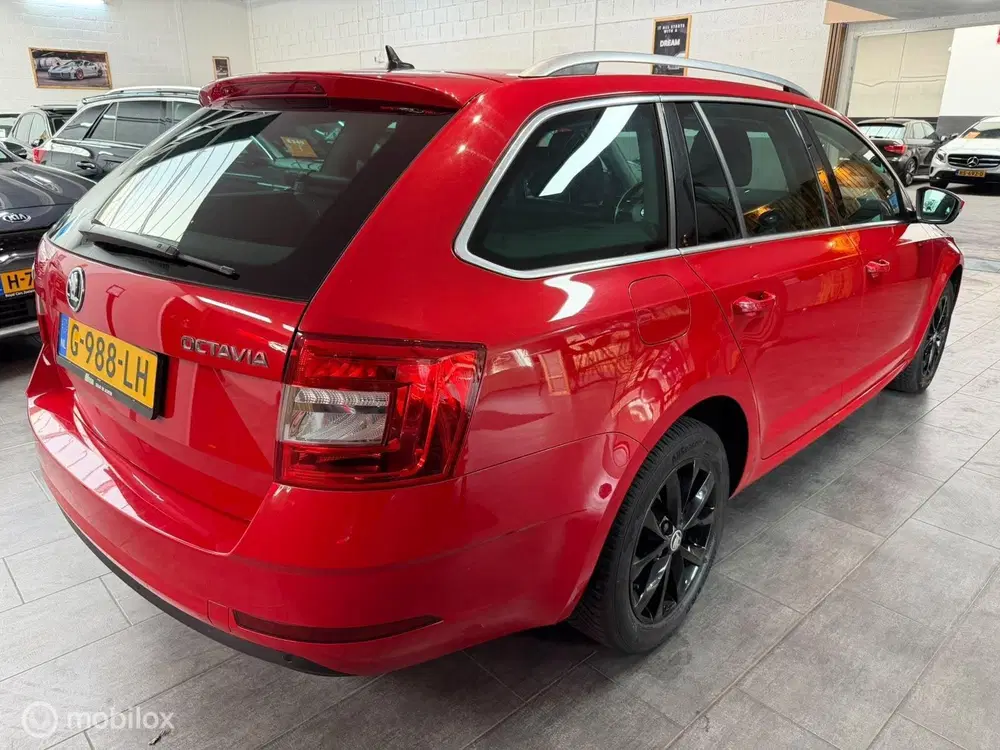 Skoda Octavia 1.5 TSI Greentech Business Edition Plus uit 2019, foto 3