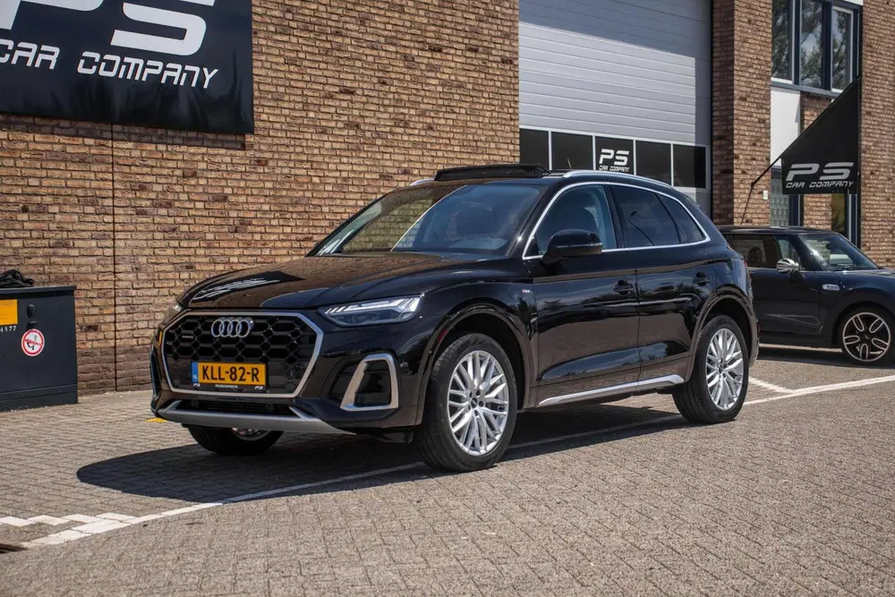 Audi Q5 50 TFSI e S-Line uit 2021, foto 2