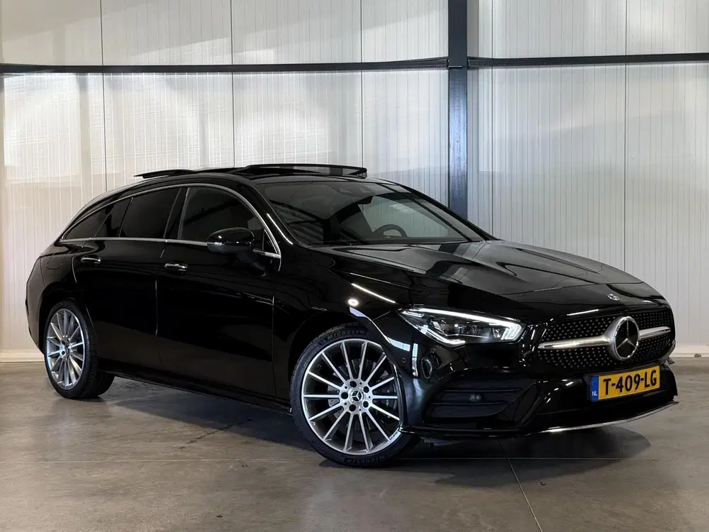 Mercedes-Benz CLA Mercedes CLA-klasse Shooting Brake 250 e A uit 2023, foto 4