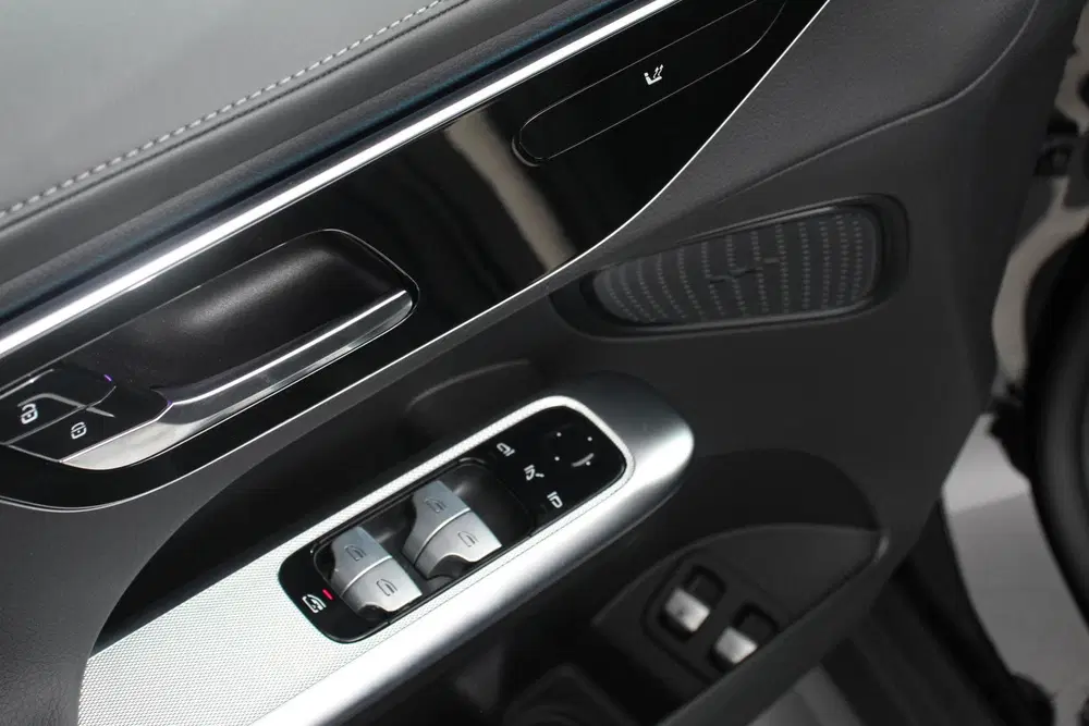 Mercedes-Benz GLC 300e 4MATIC AMG PHEV Line Night Pac uit 2023, foto 15