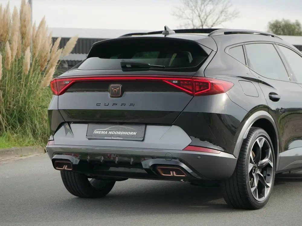 Cupra Formentor 1.4 e-Hybrid VZ Black Edition uit 2022, foto 12