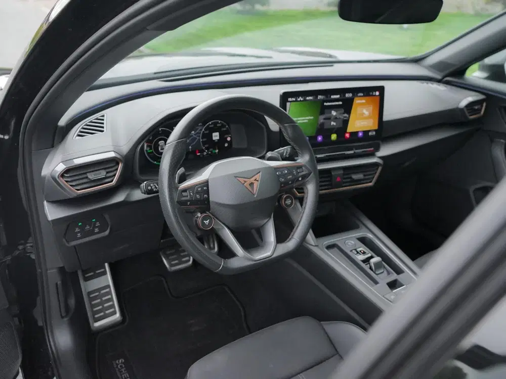 Cupra Formentor 1.4 e-Hybrid VZ Black Edition uit 2022, foto 3