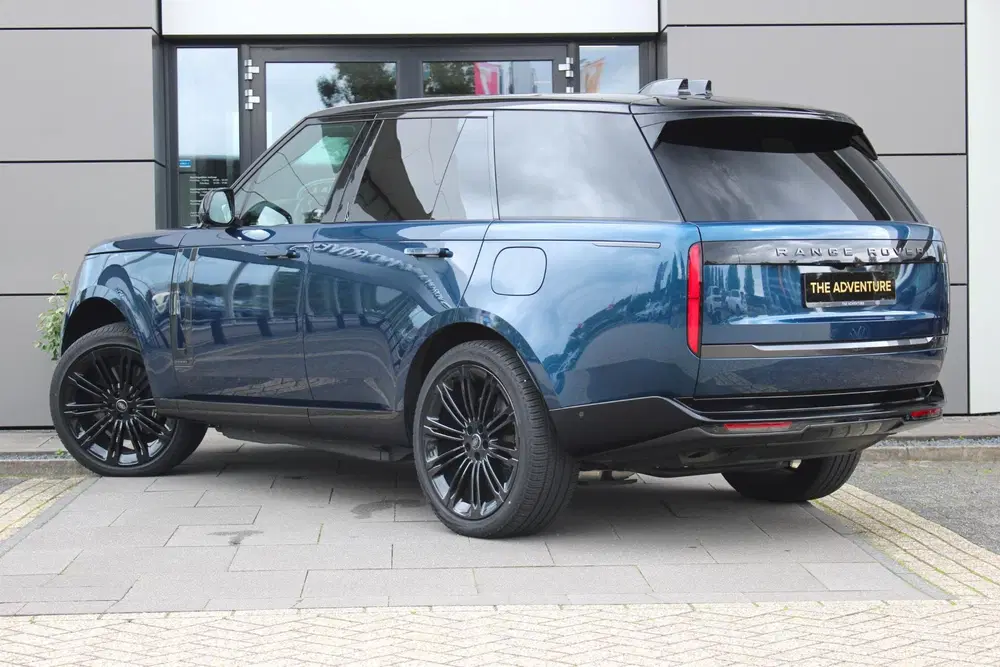Land Rover Range Rover P550e SWB Autobiography uit 2024, foto 3