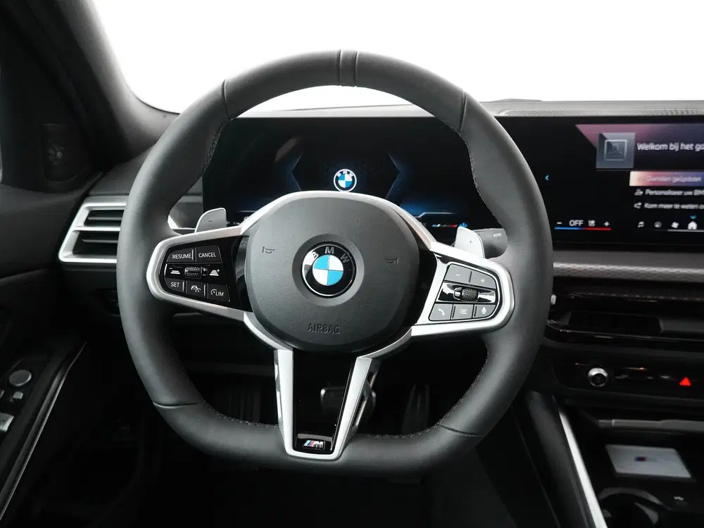 BMW 3-serie 320i xDrive M Sportpakket Pro uit 2026, foto 2