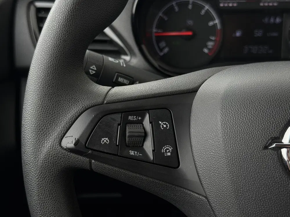 Opel Karl 1.0 120 Jaar Edition uit 2019, foto 11