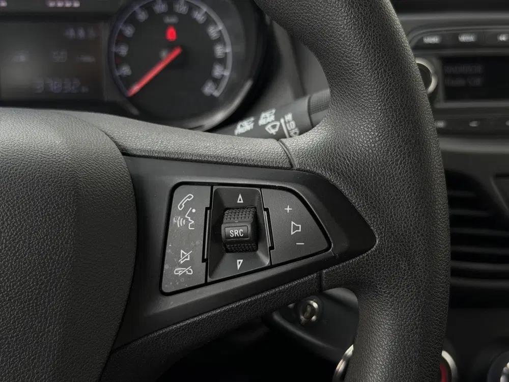 Opel Karl 1.0 120 Jaar Edition uit 2019, foto 12