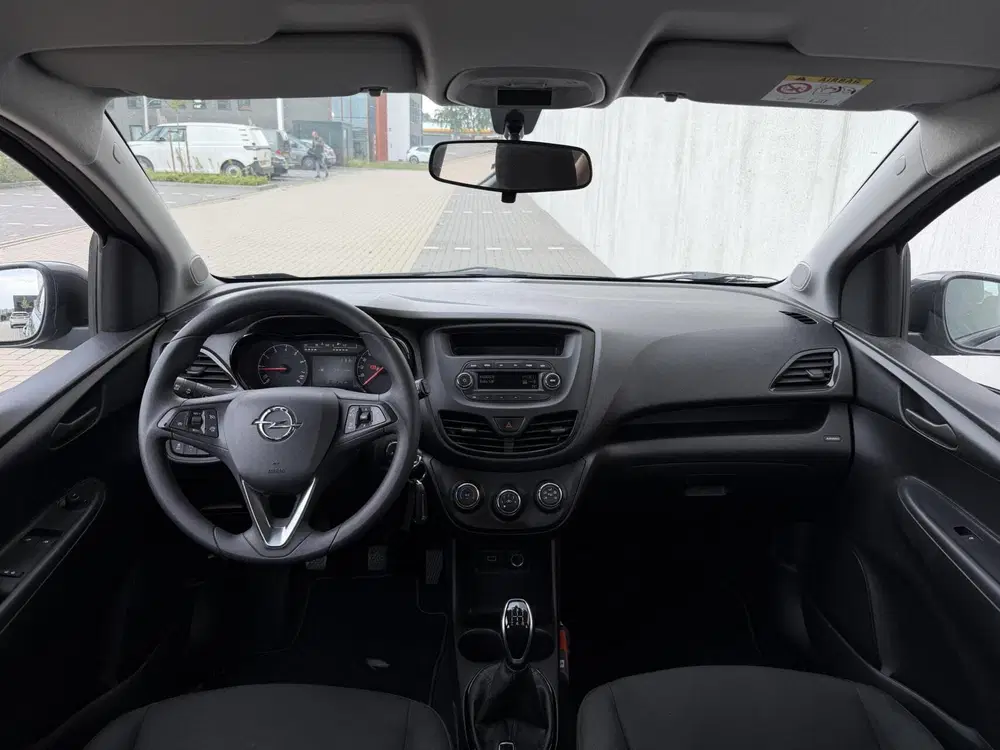 Opel Karl 1.0 120 Jaar Edition uit 2019, foto 2