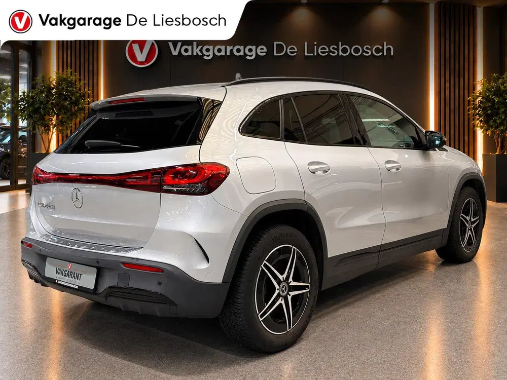 Mercedes-Benz EQA 250 AMG Line 67 kWh uit 2022, foto 5