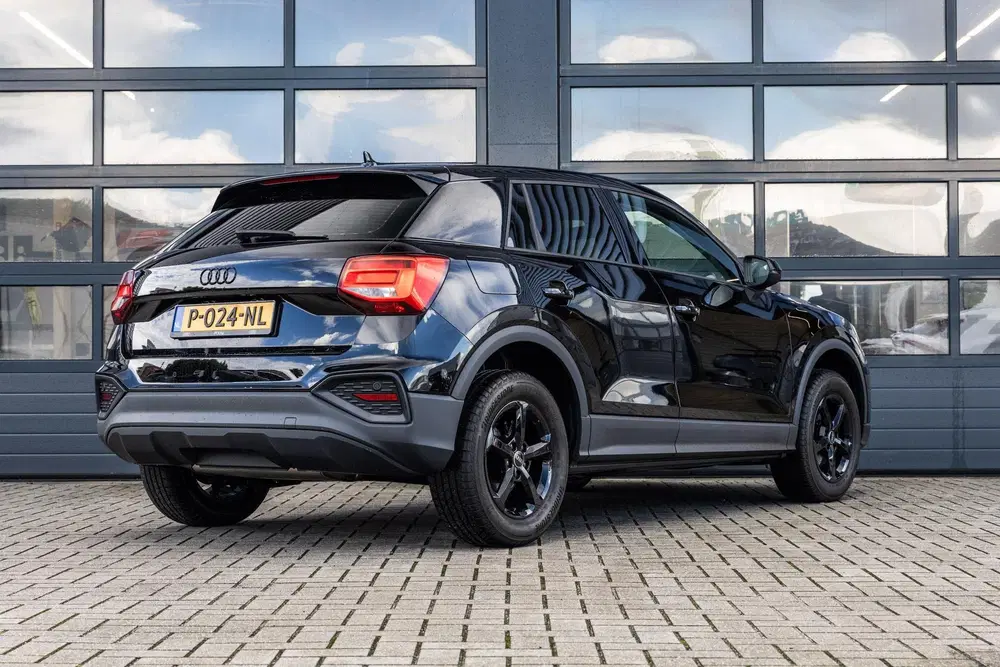 Audi Q2 30 TFSI 110pk Pro Line uit 2022, foto 2