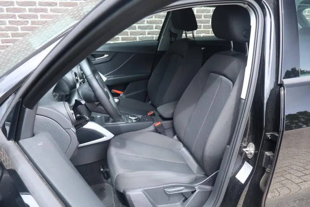 Audi Q2 30 TFSI 110pk Pro Line uit 2022, foto 4