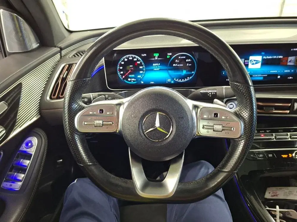 Mercedes-Benz EQC 400 4MATIC Premium Plus 80 kWh uit 2020, foto 8