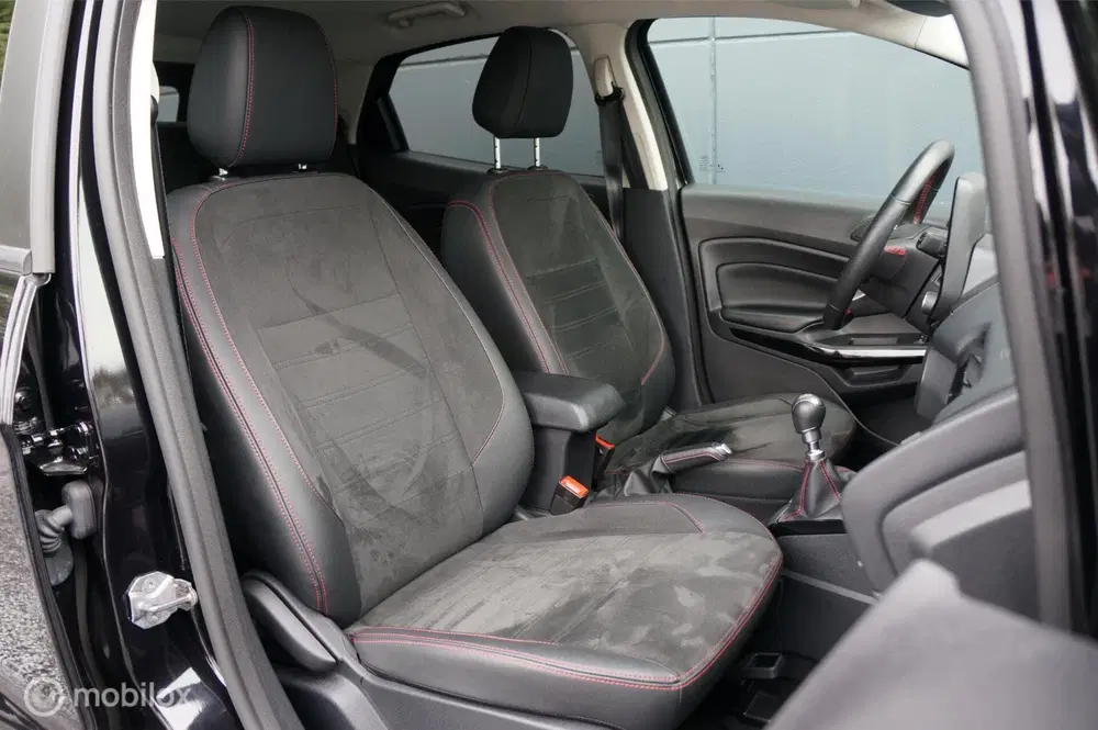 Ford EcoSport 1.0 EcoBoost ST-Line Navi Clim LED Matrix uit 2022, foto 11