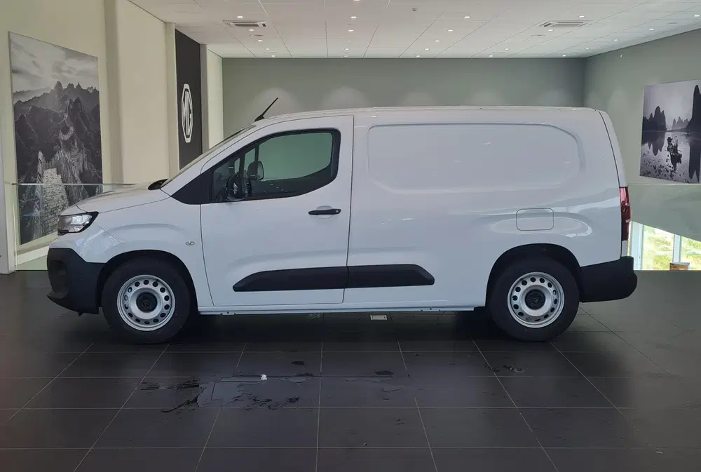 Peugeot Partner 136 L2 50 kWh uit 2026, foto 9