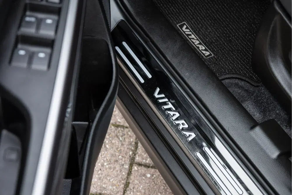 Suzuki Vitara 1.5 Hybrid Select automaat (bj 2022) uit 2022, foto 13