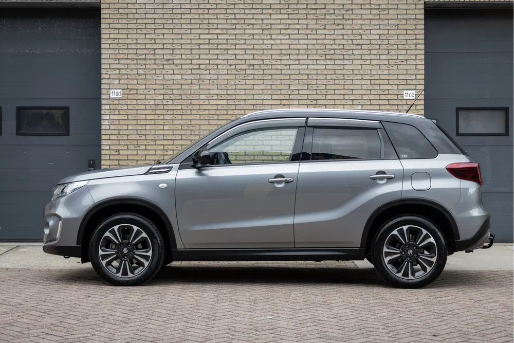 Suzuki Vitara 1.5 Hybrid Select automaat (bj 2022) uit 2022, foto 7