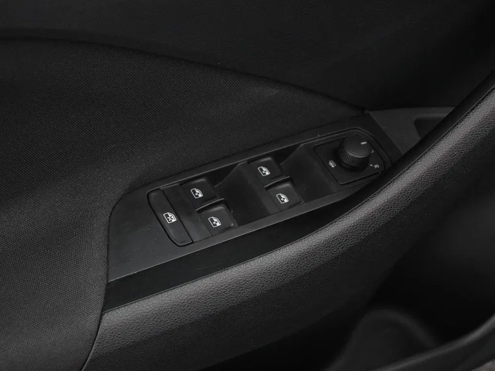 Skoda Kamiq 1.0 TSI 110pk DSG Dynamic Navigatie Apple uit 2021, foto 12
