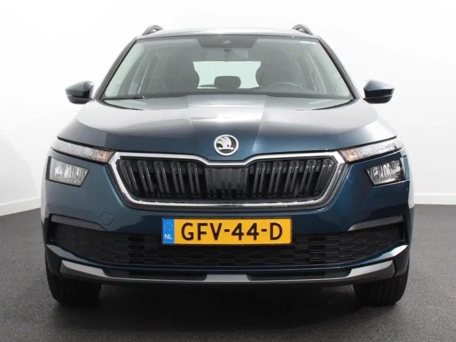 Skoda Kamiq 1.0 TSI 110pk DSG Dynamic Navigatie Apple uit 2021, foto 2
