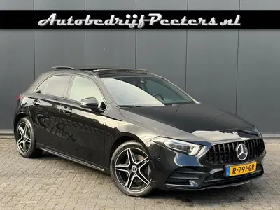 Mercedes-Benz A-Klasse A 250e AMG Night 1e eig. Pano Camera uit 2022