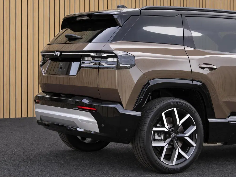 Jeep Compass Summit 74 kWh VOORRAAD KORTING uit 2026, foto 9