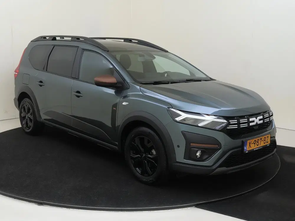 Dacia Jogger 1.0 TCe 110 Extreme 5p. uit 2023, foto 2