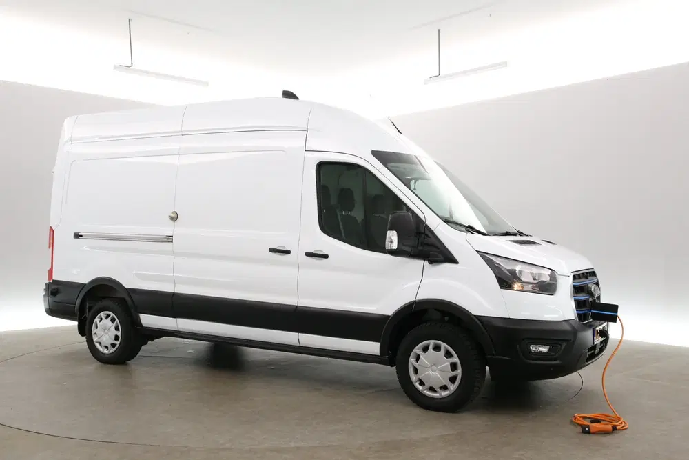 Ford Transit Elektrisch 68 kWh L3H3 uit 2024, foto 6
