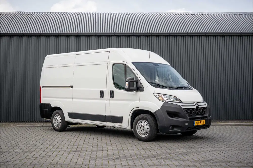 Citroën Jumper 2.2 BlueHDi 140 L2H2 uit 2021, foto 4
