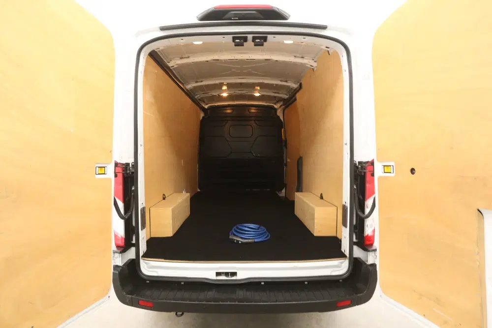 Ford Transit Elektrisch 68 kWh L3H2 uit 2023, foto 3
