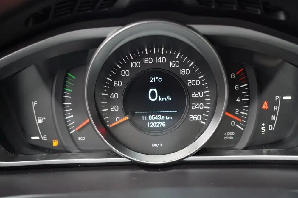 Volvo V40 1.5 T3 R-Design (bj 2019 uit 2019, foto 13