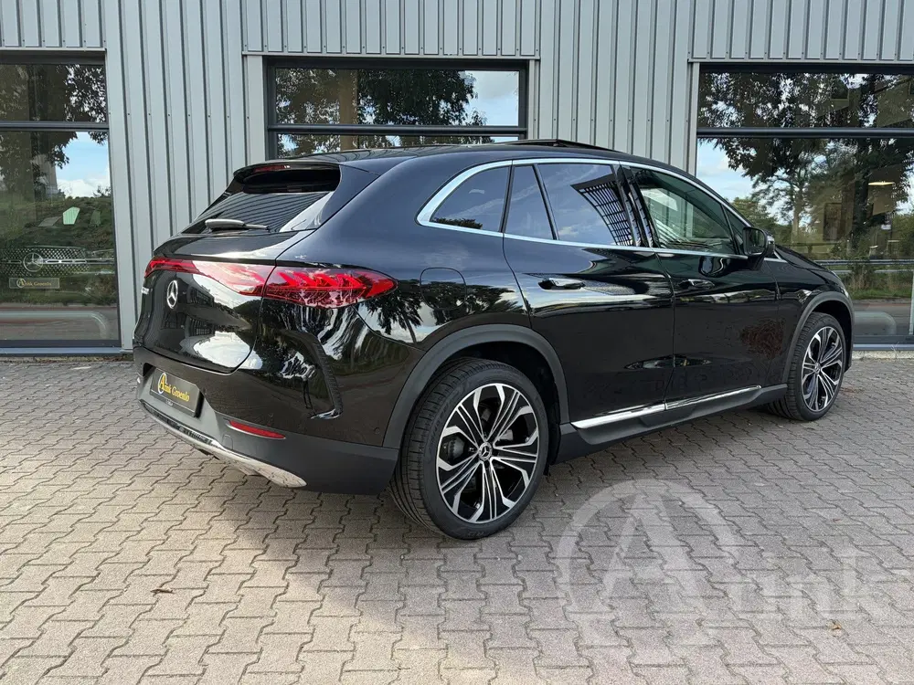 Mercedes-Benz EQE SUV 300 Luxury Line 91 kWh Panoramadak uit 2026, foto 2