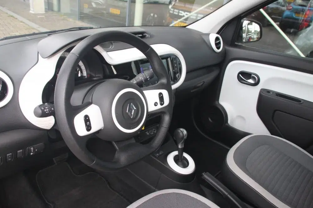Renault Twingo 82PK-COLLECTION-32DKM-AIRCO-CRUISE-TOUCHSC uit 2022, foto 10