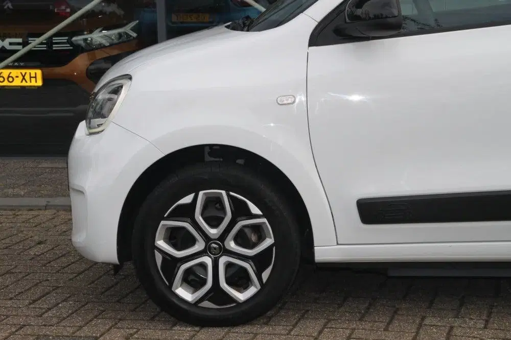 Renault Twingo 82PK-COLLECTION-32DKM-AIRCO-CRUISE-TOUCHSC uit 2022, foto 3