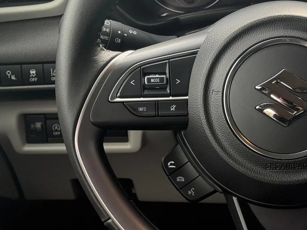 Suzuki Swift 1.2 Select Smart Hybrid Automaat uit 2026, foto 15