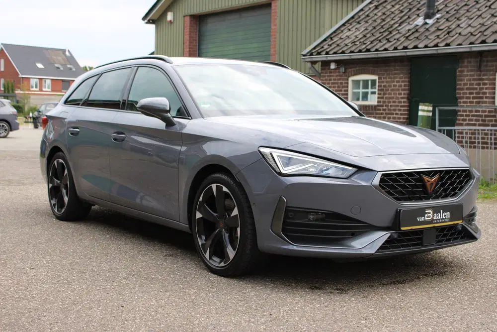 Cupra Leon 1.4 e-Hybrid PHEV Business SOh 91 uit 2023, foto 2