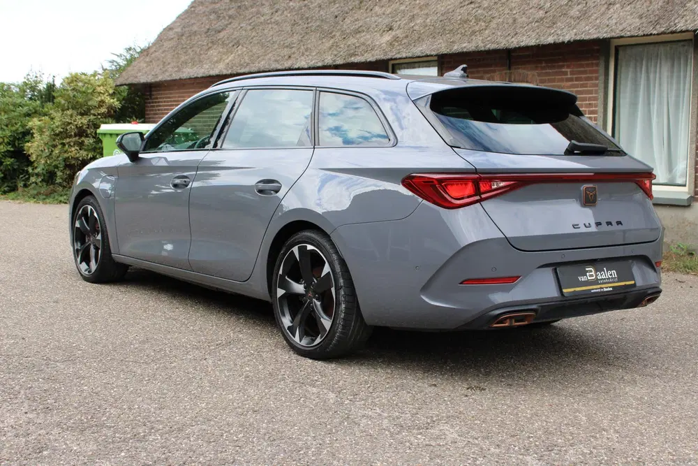 Cupra Leon 1.4 e-Hybrid PHEV Business SOh 91 uit 2023, foto 5