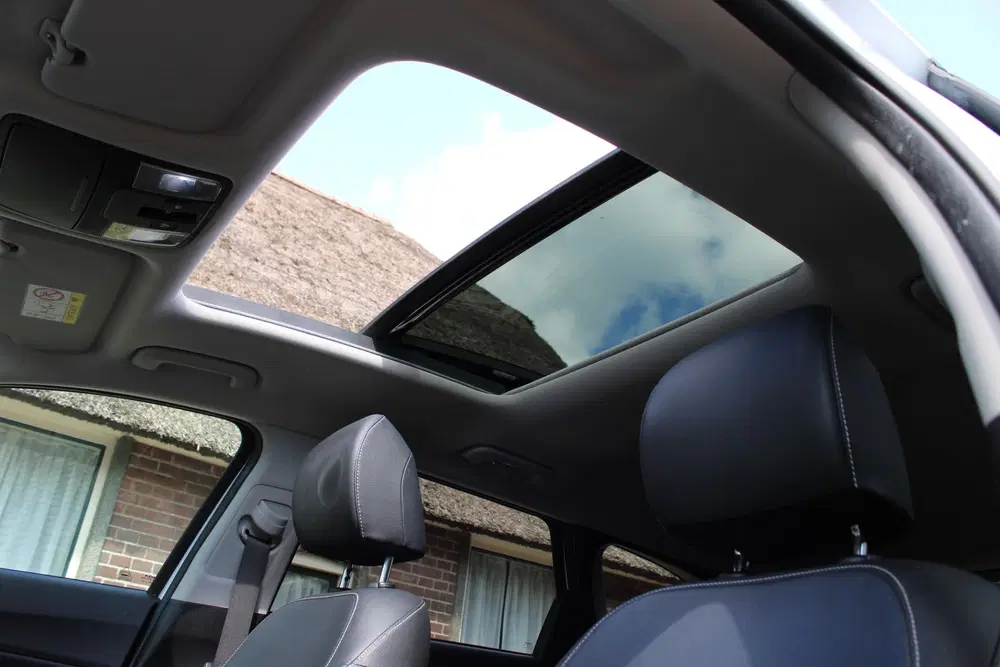 Kia Ceed 1.6 GDI PHEV PREMIUM NW TYPE PANO LEER uit 2023, foto 4