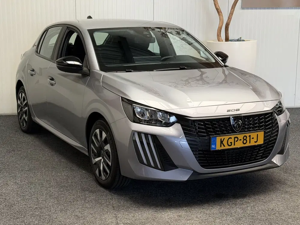 Peugeot 208 1.2 STYLE 100PK MODEL 2025 NAVIGATIE CRUIS uit 2025, foto 2