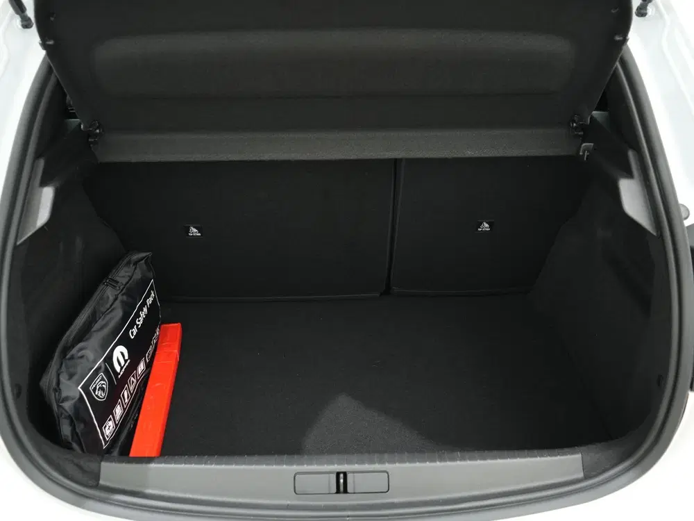 Peugeot 208 1.2 ACTIVE PACK uit 2023, foto 7