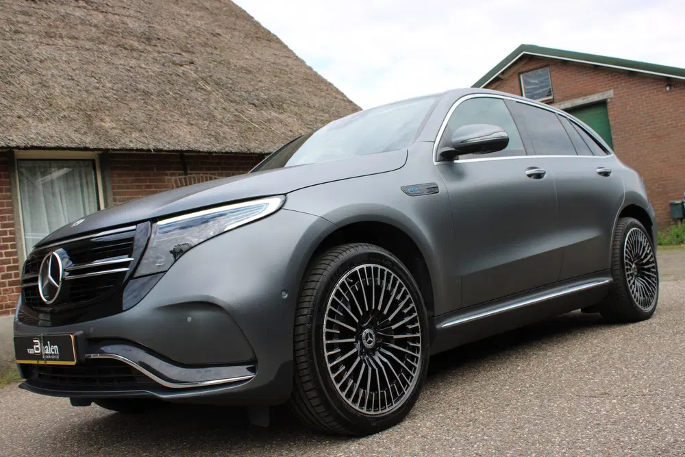 Mercedes-Benz EQC 400 4MATIC Premium Plus AMG 80 kWh SOh 93 uit 2022, foto 14