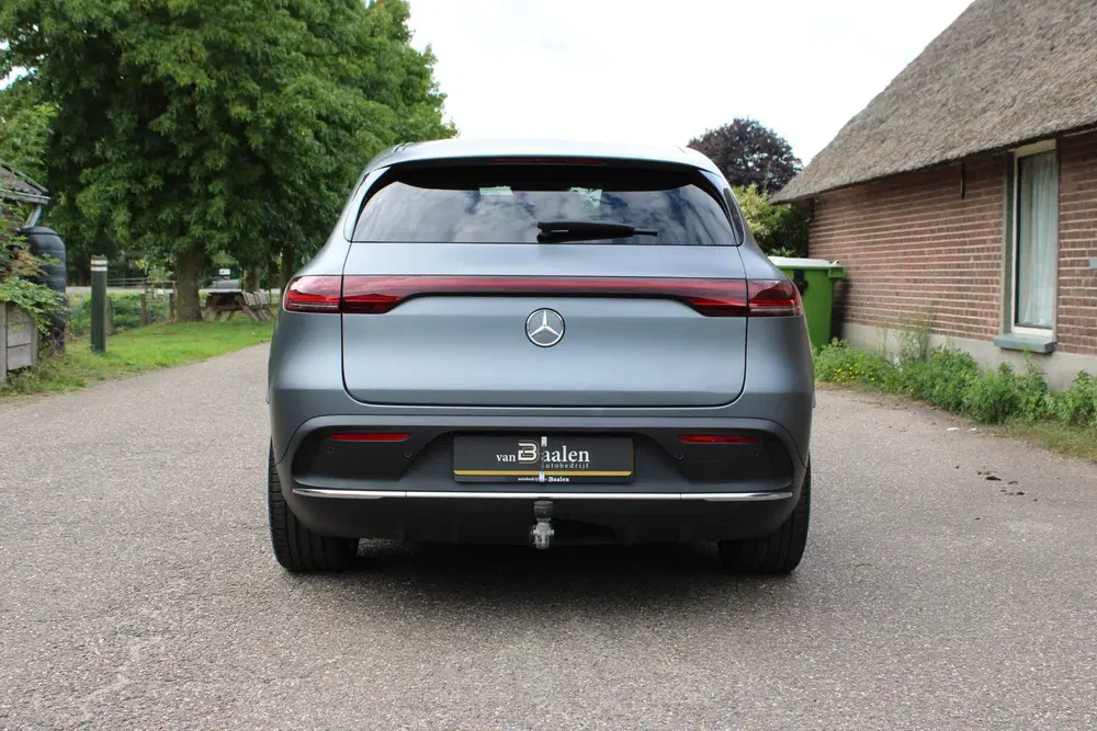 Mercedes-Benz EQC 400 4MATIC Premium Plus AMG 80 kWh SOh 93 uit 2022, foto 15