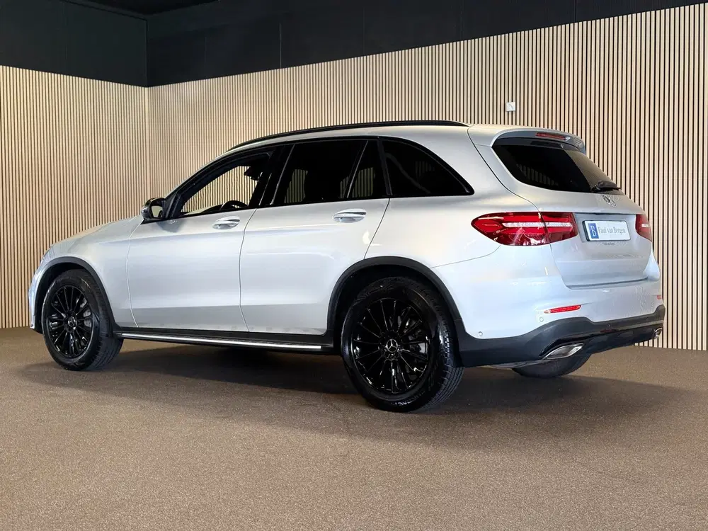 Mercedes-Benz GLC GLC 250 4-Matic AMG STYLING-PANORAMA-RIJ P uit 2019, foto 6
