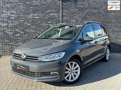 Volkswagen Touran 1.5 TSI Highline 7p DSG uit 2022