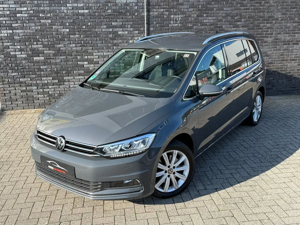 Volkswagen Touran 1.5 TSI Highline 7p DSG uit 2022, foto 10