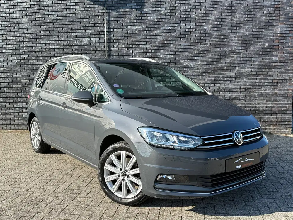 Volkswagen Touran 1.5 TSI Highline 7p DSG uit 2022, foto 6