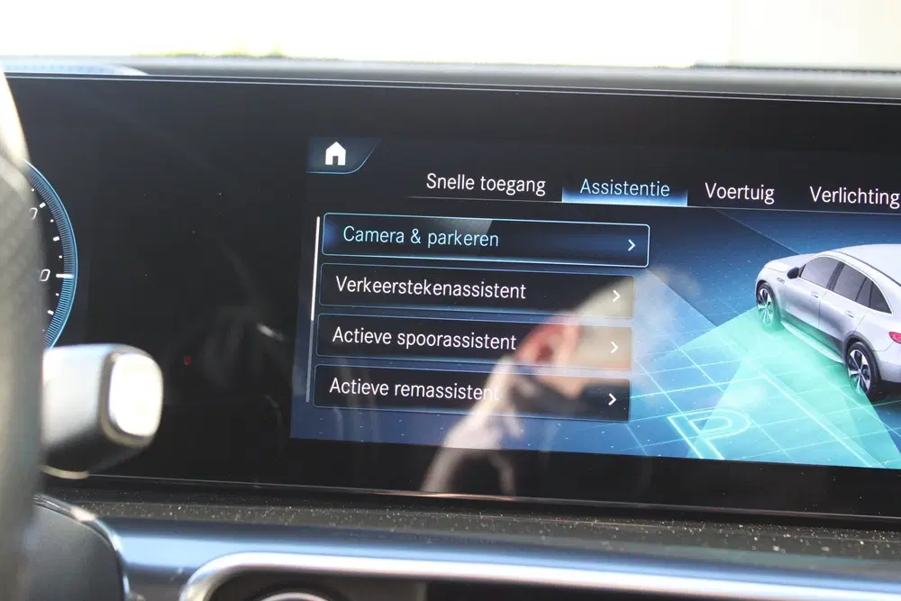 Mercedes-Benz EQC 400 4MATIC Premium Plus 80 kWh SOh 93% AMG uit 2020, foto 13
