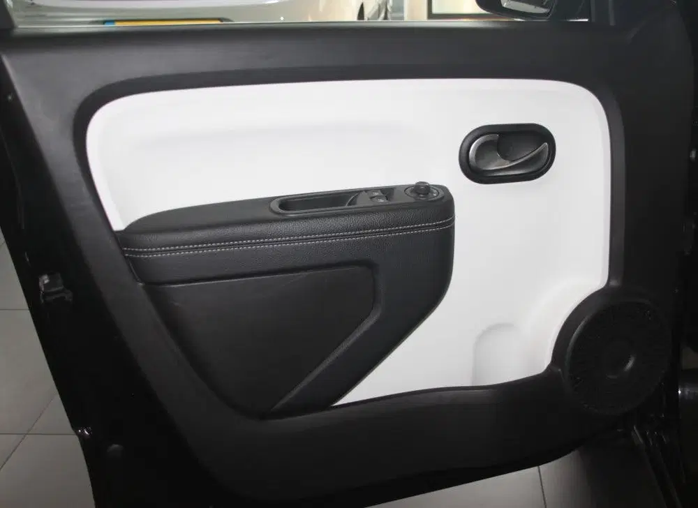 Renault Twingo 65PK-INTENS-33DKM-CARPLAY-CLIMA-CAMERA-PDC uit 2021, foto 15