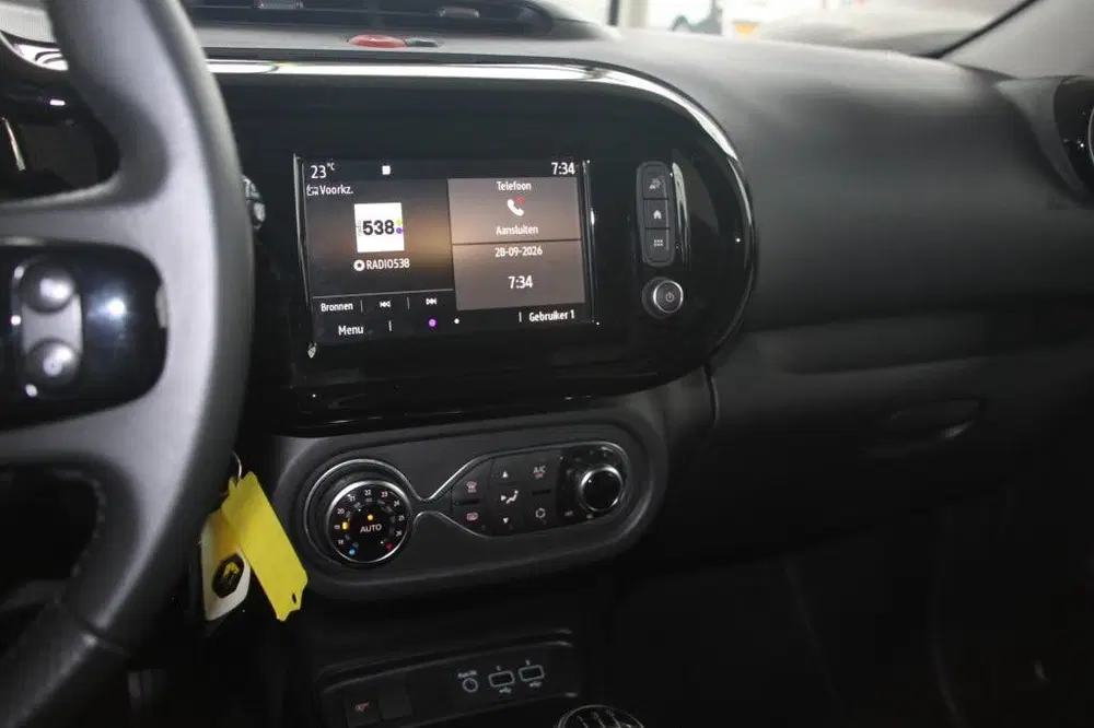 Renault Twingo 65PK-INTENS-33DKM-CARPLAY-CLIMA-CAMERA-PDC uit 2021, foto 7