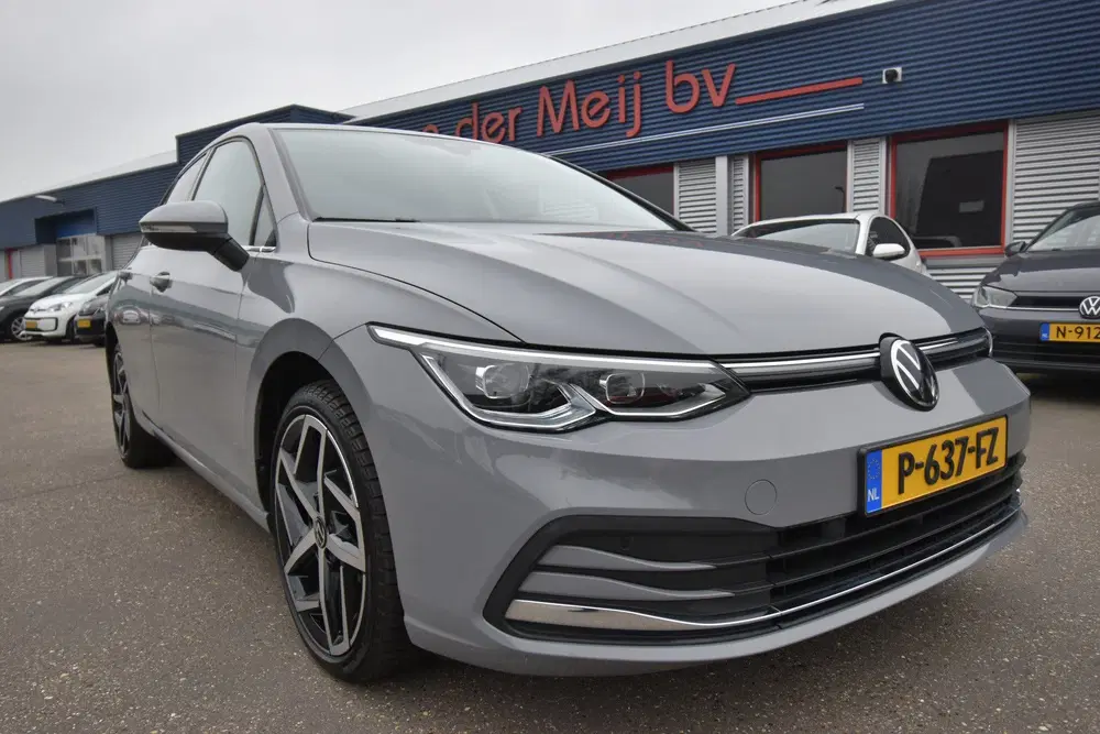Volkswagen Golf 1.4 eHybrid Style uit 2022